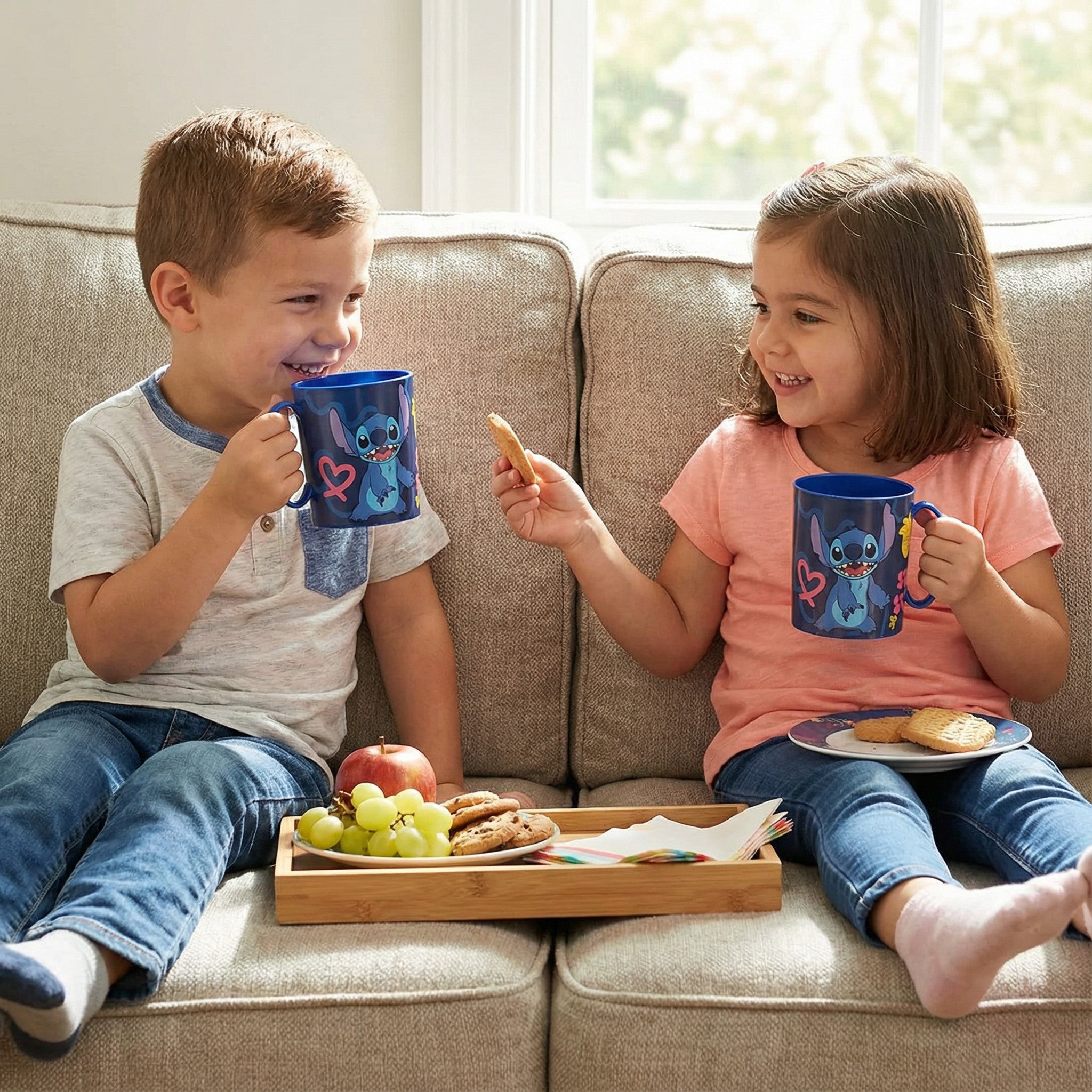 Tazza Bicchiere in plastica 350ml  Microonde con manico Bambini colazione BPA-free (Lilo & Stitch)