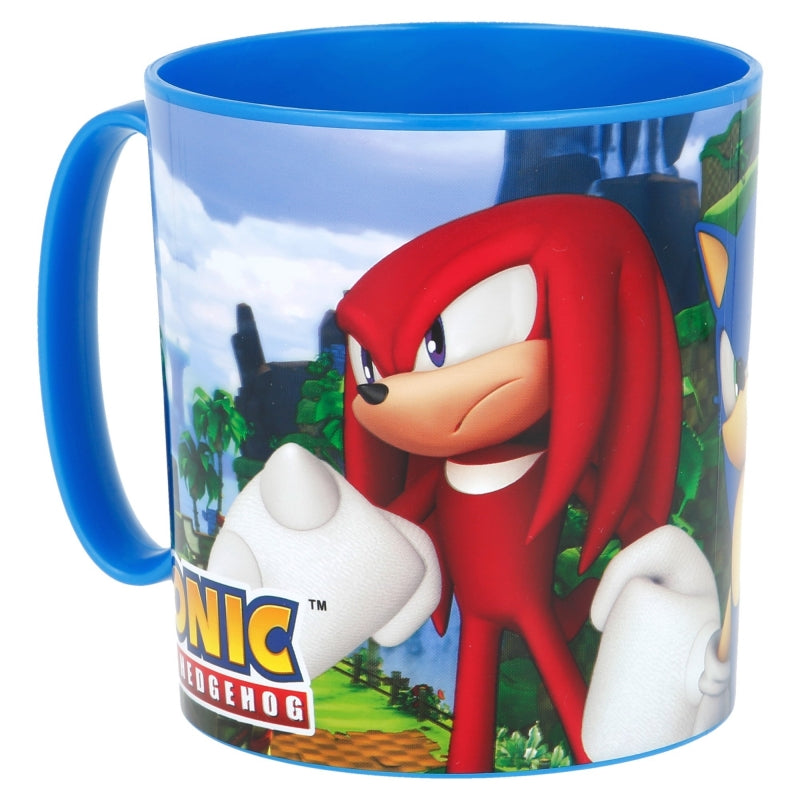 Tazza Sega Sonic da 350 ml in plastica per bambini utilizzabile in microonde con grafiche dei personaggi più amati del cinema e della televisione.
